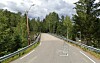 Brufoss bru er ikke lengre enn 20 meter eller så. En del laksefiskere bruker brua til å krysse elva i sesongen.