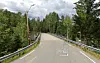 Brufoss bru er ikke lengre enn 20 meter eller så. En del laksefiskere bruker brua til å krysse elva i sesongen.