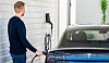 Easee er en av ladeutstyrsleverandørene som tilbyr trefaselading på IT- og TT-nett. Tesla Model 3 støtter offisielt slik lading.