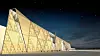 Det tok lenger tid å bygge pyramidene et steinkast unna. Det nye museet i Egypt er likevel noe av det mer imponerende som er bygget i vår tid. Illustrasjon: Heneghat Peng Architects