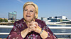 Med bompengestriden parkert, er statsminister og Høyre-leder Erna Solberg omsider klar for å brette opp kjoleermene og drive valgkamp. Hun håper en liste på åtte løfter skal overbevise velgerne, blant dem et løfte om egne klimaplaner i alle Høyre-styrte kommuner.