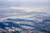 Selskapet Greenland Energy har allerede fraktet boreutstyr i land på Grønland, på tross av at lokale myndigheter har advart om at de mangler tillatelse.