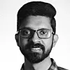Jibin Antony, her uten heldekkende lab-drakt. Foto: NTNU