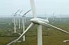 1. VINDKRAFT: Har et potensial til å dekke 30 prosent av verdens energibehov. Vinden blåser dog ikke hele tiden, så vi må utvikle nye måter å lagre energi på. I tillegg må vindkraften deles mellom land, og ikke bare brukes lokalt.