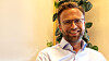 Snart sommerferie: Vi har tatt en prat med digitaliseringsminister Nikolai Astrup og hørt hva han har lært og vil gjøre på det nye feltet sitt.