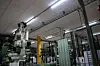 Glava har oppgradert til LED-belysning i store deler av fabrikken, noe som sparer energi.