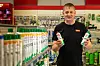 Morten Olafsen med rustløser og kjølespray fra CRC. Foto: Delta V