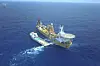 Acergys rørleggingsskip Acergy Falcon (tidligere Seaway Falcon). Her leggger fartøyet MEG-linjene til Ormen Lange-feltet. Gassen herfra skal ende opp i Storbritannia etter behabdling i land.