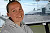 Navigatør Elise Botngård synes det er gøy å være pioner på et autonomt fartøy. Å være kaptein på et autonomt skip betyr også muligheter for et ordnet familieliv. Foto: Tore Stensvold