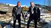 Ordfører i Tromsø, Gunnar Wilhelmsen og samferdselsminister Jon-Ivar Nygård markerer første spadetak på E8 Sørbotn-Laukslett. Foto: Erik Betten/Statens vegvesen