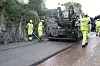 Bitumen gir asfalt svart farge. Treoljen er lysere, men det innebærer ikke at asfalten blir noe særlig lysere.