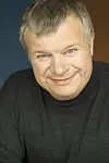 Lanserer tiltak.