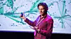Geir Alte Tømmerås forklarer at analysen Geodata har gjennomført for ambulansetjenesten i Helse Midt Norge er gjennomført som en såkalt location-allocation-analyse - en velkjent analyse innen GIS, med et solid matematisk og teoretisk fundament. Foto: Fredrik Naumann/Felix Features