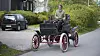 Norges eldste: - Jeg har kjørt mye gammel bil. Men dette er uvant, ubehagelig og ukomfortabelt, sier Trygve Krogsæter om sin 1901/1902 Waverley, Norges første elektriske bil. Waverley Electric. Her på en prøvetur utenfor Oslo.