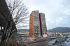 Onsdag klokken 14 åpner verdens høyeste trehus i Bergen.