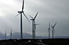 ALENE: Vindturbinene på Smøla kan bli noen enslige svaler i norsk natur, hvis ikke det kommer på plass internasjonale støtteordringer for fornybar kraft.