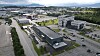 Norsk katapult Sustainable Energy med testsenteret Energy House i forgrunnen. Tomta til hydrogenanlegget gjøres klar rett på oversiden.