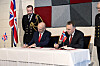 Her signer forsvarsminister Tore O. Sandvik og hans britiske kollega, John Healey, en bindende avtale for kjøpet av fem britiske fregatter til Norge. Kjøpet av britiske fregatter blir den største anskaffelsen i Forsvaret i vår tid.