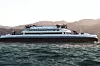 De to hydrogenfergene til Torghatten Nord skal ha plass til 120 biler, 12 vogntog og 599 passasjerer. Fergene skal gå over den værharde Vestfjorden mellom Bodø og Lofoten, Værøy og Røst fra 1.oktober 2025, ifølge opprinnelig tidsplan. Myklebust Verft har dermed dårlig tid på byggingen.