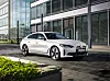 BMW i4 er en femdørs sedan. Foto: BMW
