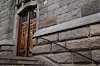 Finansdepartementet. Inngangsdør. Horisontalt.