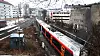 Jernbanedirektorathar sendt ut et forslag ut på høring hvor de går inn for å utsette intercity-utbyggingen til flere sentrale byer på Østlandet med flere år. Her forlater tog forlater Skøyen stasjon.