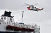 7. og 8. september gjennomføres en av de største sivile katastrofeøvelsene i Norge noen gang. Rundt 3000 mennesker er involvert og både helikoptre, fartøy og utrykningskjøretøy er i aksjon. Her er et av Forsvarets Sea King redningshelikopter som frakter skadde passasjerer ut fra det havarerte passasjerskipet 'Bohus'. Foto: Håkon Jacobsen