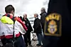Justisministeren diskuterer med direktøren for DSB, Jon A. Lea. Foto: Håkon Jacobsen