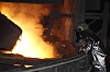 Hvis radioaktivt avfall kastes sammen med vanlig skrapmetall, kan arbeiderne ved smelteverk bli utsatt for store doser radioaktivitet, advarer Statens strålevern.