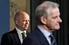 Finansminister Trygve Slagsvold Vedum vil skattlegge utenlandske selskaper på norsk sokkel.