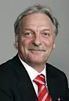 Må forklare seg: Nærings- og handelsminister Odd Eriksen må forklare Stortinget hvorfor det ble gitt støtte til en ny dørfabrikk i Årdal.