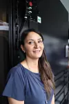 Administrerende direktør Gitte Gard Talmo i Eidesvik Offshore synes det er stas å være pioner - selv om det koster. Foto: Tore Stensvold