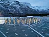 Nå skal alle mekanismene i nordlyset finstuderes med 10.000 antenner fordelt på Skibotn i Norge, Kiruna i Sverige og Kaaresuvanto i Nord-Finland. Monteringen er godt i gang. Her er de første hundre antennene montert i Skibotn. Foto: Harri Hellgren/Eiscat