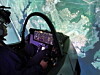 Før pilotene skal utføre komplekse manøvre med F-35, vil de få gjennomgående trening i høyteknologiske simulatormiljø. Minst 40 prosent av treningstiden for fremtidens jagerflygere vil foregå i simulator.