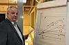 Frank Schmull i Scaberia har satt opp en graf som vier at noen få timers konsulentbruk er nok til å skrive en Skattefunnsøknad. Konsulenter som tilbyr 'no cure no pay' risikerer lite for noen timers innsats, men sitter igjen med uforholdsmessig stor gevinst. Bilde: Tore Stensvold