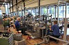Store automasjonsceller bygges opp for kunder på Hønefoss. De er med på å beholde produksjon i Norge.