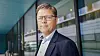 Å sløse med strømmen i bygg er som å kjøre i full fart mot en vegg uten å bremse fordi bremser ikke er påbudt, skriver Petter Moseby, direktør for digital energi i Schneider.