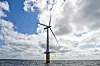 De nye Hywind-turbinene til Statoil skal bli enda bedre enn denne prototypen, som ble satt i drift utenfor Haugalandet i 2009. Foto: Øyvind Lie