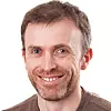 – Mennesket har drevet jordbruk i over ti tusen år. Nesten like lenge har vi prøvd å gi planter og dyr ønskede egenskaper ved avl, påpeker Sintef-forsker Sven Even Borgos. Foto: Sintef