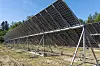 Panelene har også solceller på undersiden, for å fange reflektert lys. Foto: Solcellespesialisten