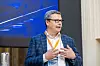 Birger Steffensen, sjef for Siemens Norge, etterlyser en tydelig plan og klarere ansvar for å få ny teknologi i bruk på jernbanen. Foto: Arash A. Nejad