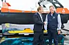 Eirik Hovstein i Maritime Robotics og Thomas Nygaard i Eelume inngår samarbeid om å tilby autonome løsninger til havs.