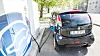 En eldre Peugeot Ion lader på CHAdeMO-ladere. Foto: Marius Valle