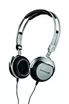 ÅRETS HODETELEFONER: Beyerdynamic T50P. 'Ved hjelp av Tesla-teknologi gir de raske metall-elementene transparent og detaljert diskant, imponerende mellomtone og kraftig, og naturlig bass. Designet på de håndlagde hodetelefonene går i retning av retro, men er så komfortable at de gir deg timevis med avslappende og behagelig lytting til musikk. Lydmessig er gjengivelsen absolutt high-end selv når man lytter til musikk som er prosessert og hardt komprimert.'