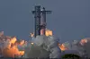 SpaceX-raketten Starship under oppskytningen. Foto: Eric Gay / AP / NTB