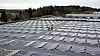 På taket av Norges største fryseboks er det nylig montert 2588 solcellepanel. Installasjonen nær tredobler det som allerede er Norges største solcelleanlegg på Askos lagertak på Vestby.