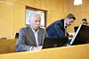 - Vi var noe skeptiske til tipsene fra konkurrenten til Killingmo Freseservice, fortalte seniorrådgiver Leif Holst-Larsen (tv.) i krimenheten i Statens vegvesen. Tirsdag la han fram noe av det etterforskningen har kommet fram til. T.h. aktor Sigbjørn Arneberg.