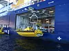 Stril Merkur med Vestdavit-system for å håndtere flere arbeidsbåter/MOB-båter. Stril Merkur ble bygget i Spania i 201. Det er en såkalt Field Support Vessel (FSV) og kan brukes til standby-/rednings-/slepe/service- og oljeoppsammlingstjenester. Det er utstyrt med helikopterdekk, Fi-Fi anlegg, kraftige vinsjer og ROV for nødsituasjoner. Foto: Vestdavit