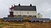 Nordøyan fyrstasjon i Vikna kommune i Trøndelag har fått 32 solcellepaneler, batteri og varmepumpe.