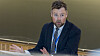 Næringsminister Torbjørn Røe Isaksen mener det er viktig at offentlige virksomheter tar del i utviklingen av produkter og løsninger de selv skal bruke.